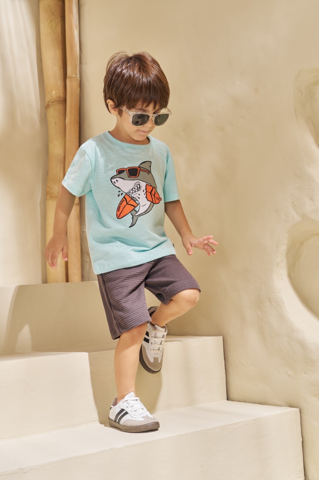 CONJUNTO T-SHIRT EM FLAMÊ E SHORT EM MALHA WAFFLE