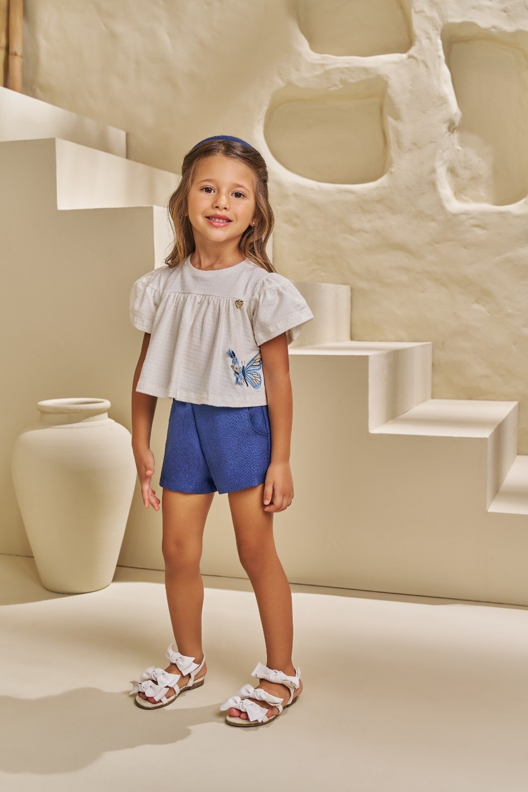 CONJ. BLUSA EM COTTON POÁ E SHORTS EM NEO RUSTIC CONJ. BLUSA EM COTTON POÁ E SHORTS EM NEO RUSTIC