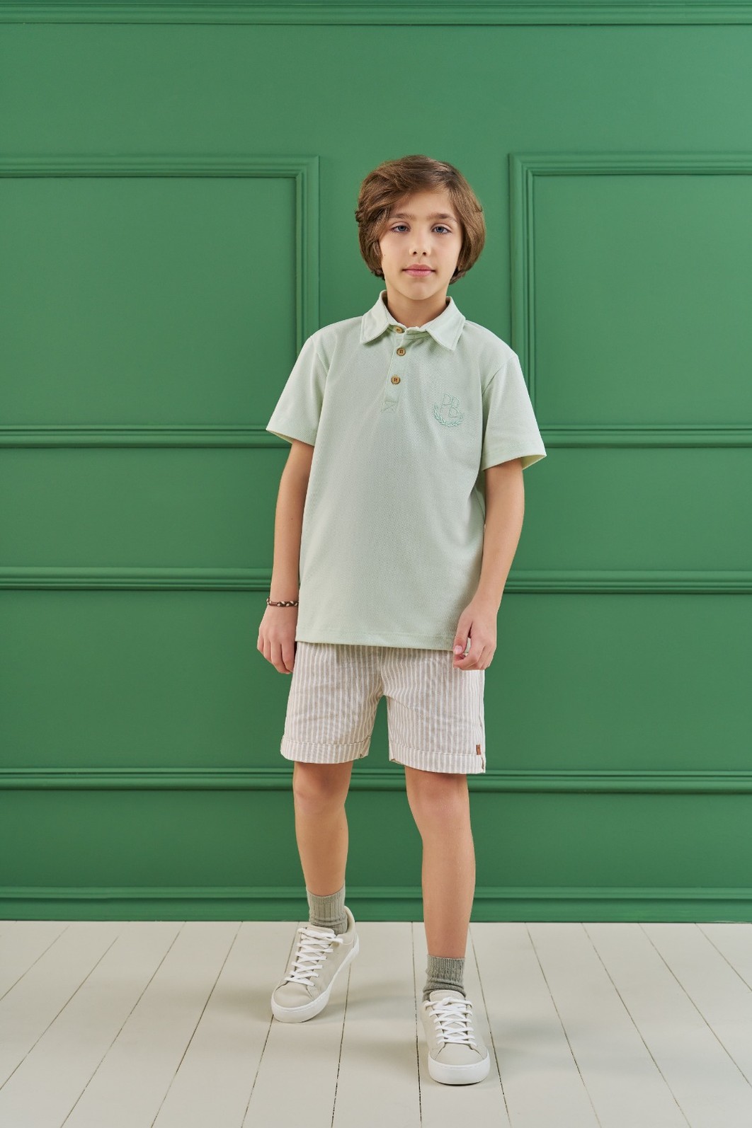 CONJUNTO POLO EM PIQUET E SHORT EM TECIDO ECO CAMOMILA