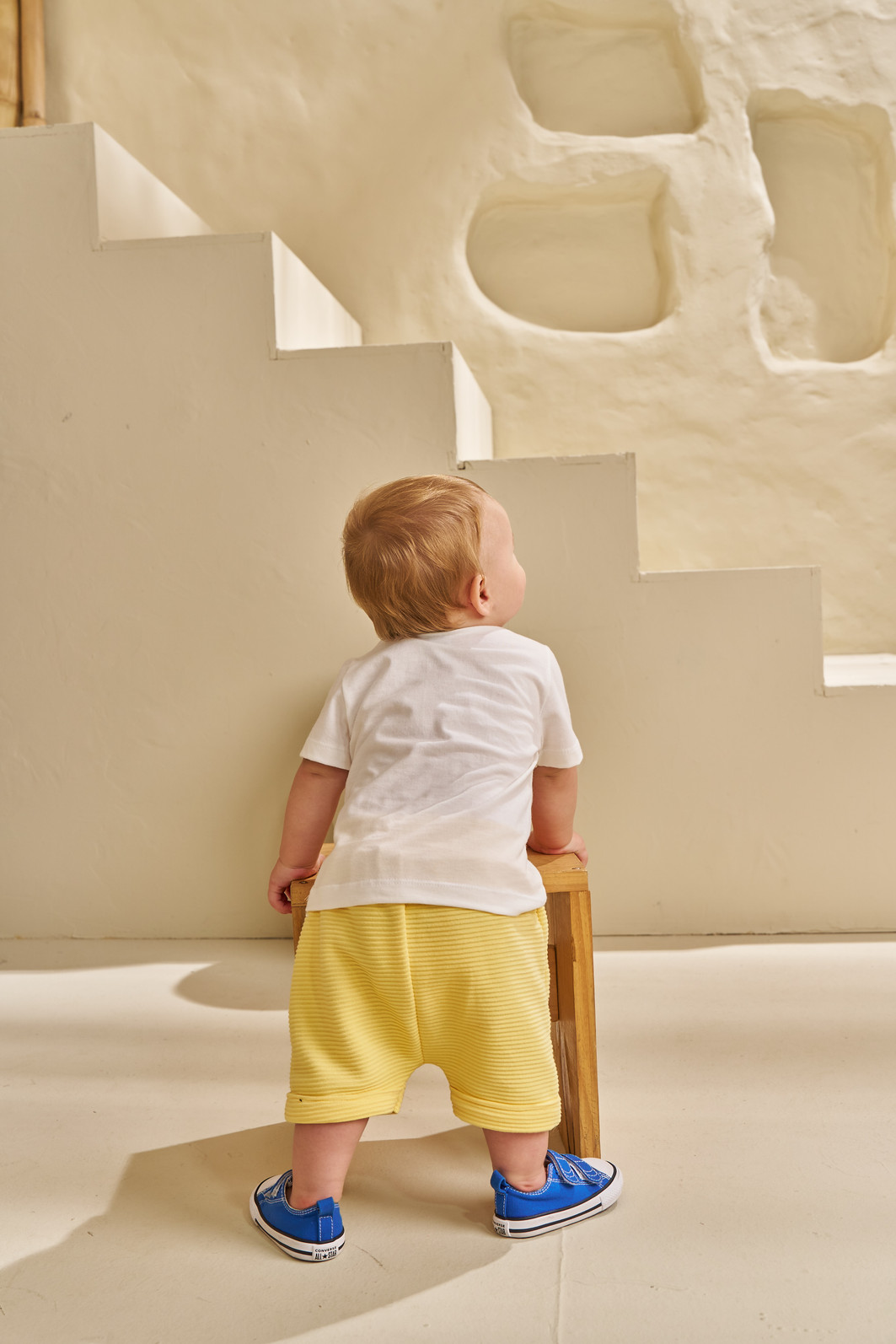 CONJUNTO T-SHIRT EM MEIA MALHA E SHORT EM JACQUARD ONDULÊ CONJUNTO T-SHIRT EM MEIA MALHA E SHORT EM JACQUARD ONDULÊ