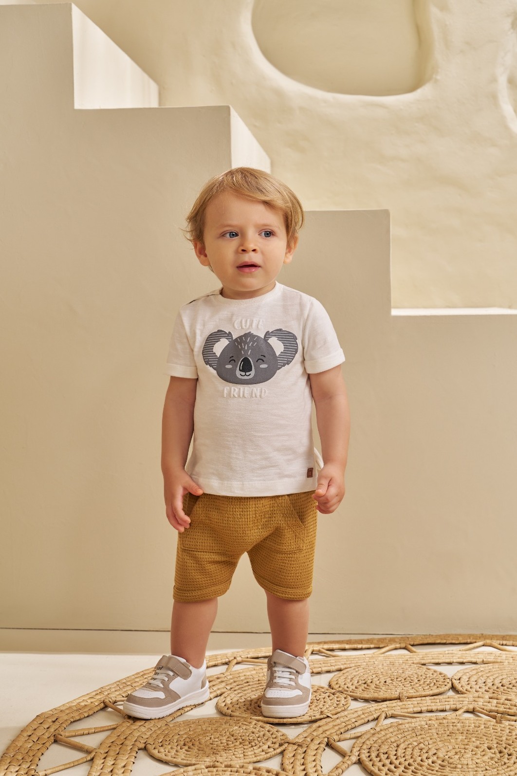 CONJUNTO T-SHIRT EM FLAMÊ E SHORT EM MALHA WAFFLE CONJUNTO T-SHIRT EM FLAMÊ E SHORT EM MALHA WAFFLE