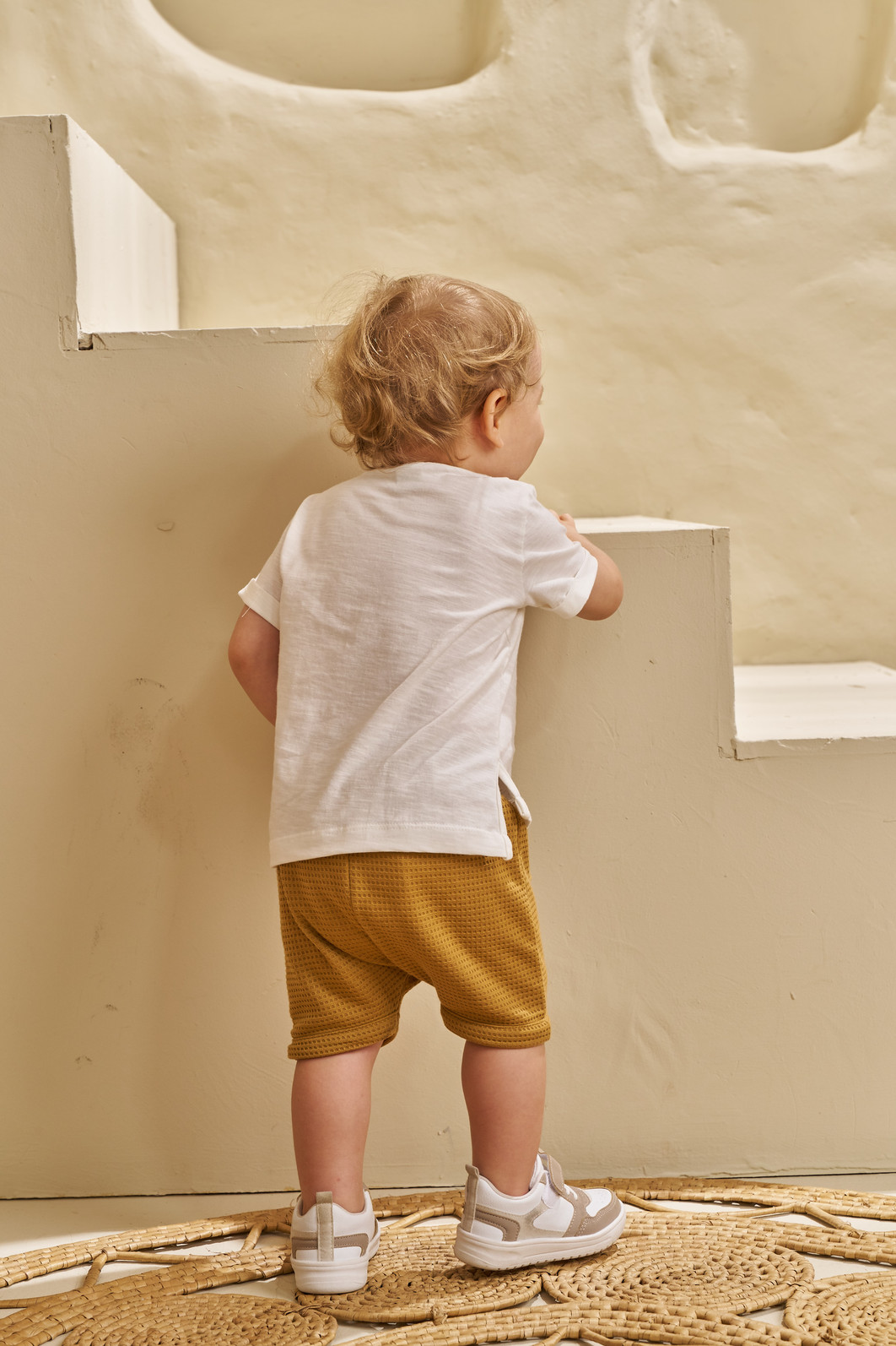 CONJUNTO T-SHIRT EM FLAMÊ E SHORT EM MALHA WAFFLE CONJUNTO T-SHIRT EM FLAMÊ E SHORT EM MALHA WAFFLE