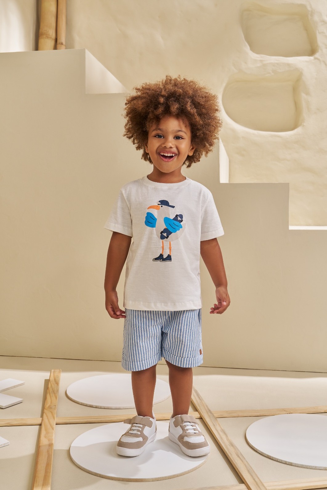 CONJUNTO T-SHIRT EM FLAMÊ E SHORT EM TECIDO ECO CAMOMILA