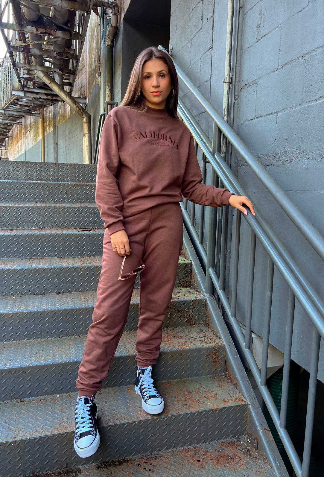 Calça de Moletom Marrom California Luxo Urbano