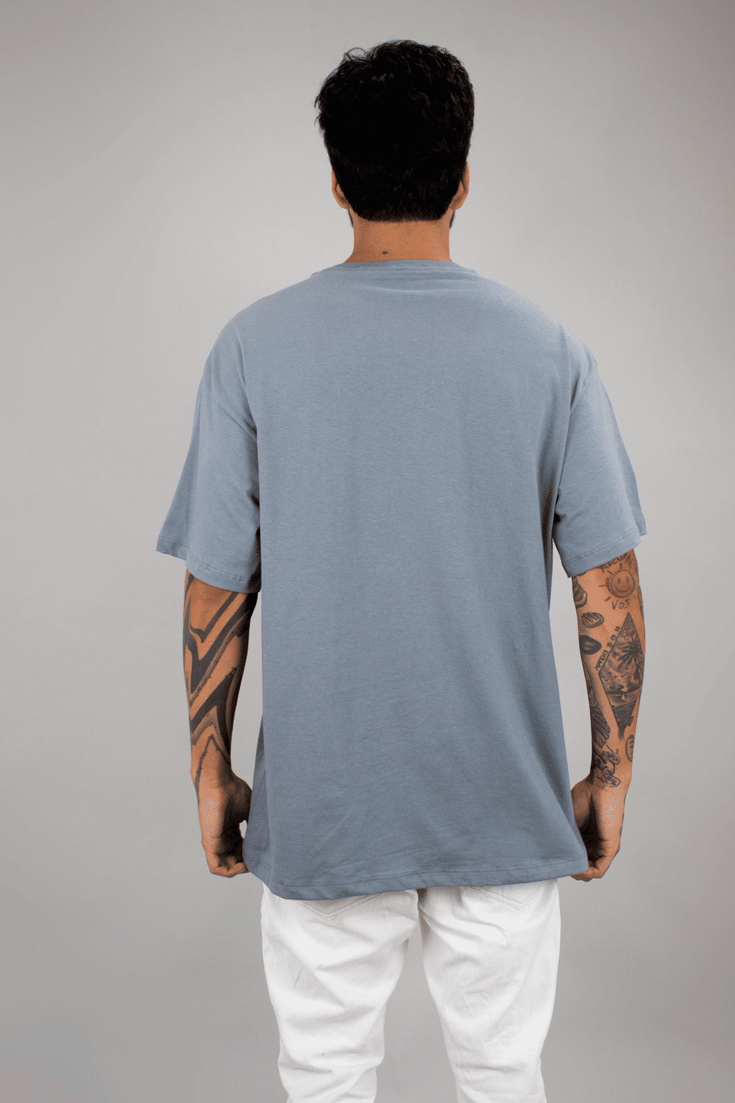 T-shirt Oversized Masculina Cinza Luxo Urbano T-shirt Oversized Masculina Cinza Luxo Urbano