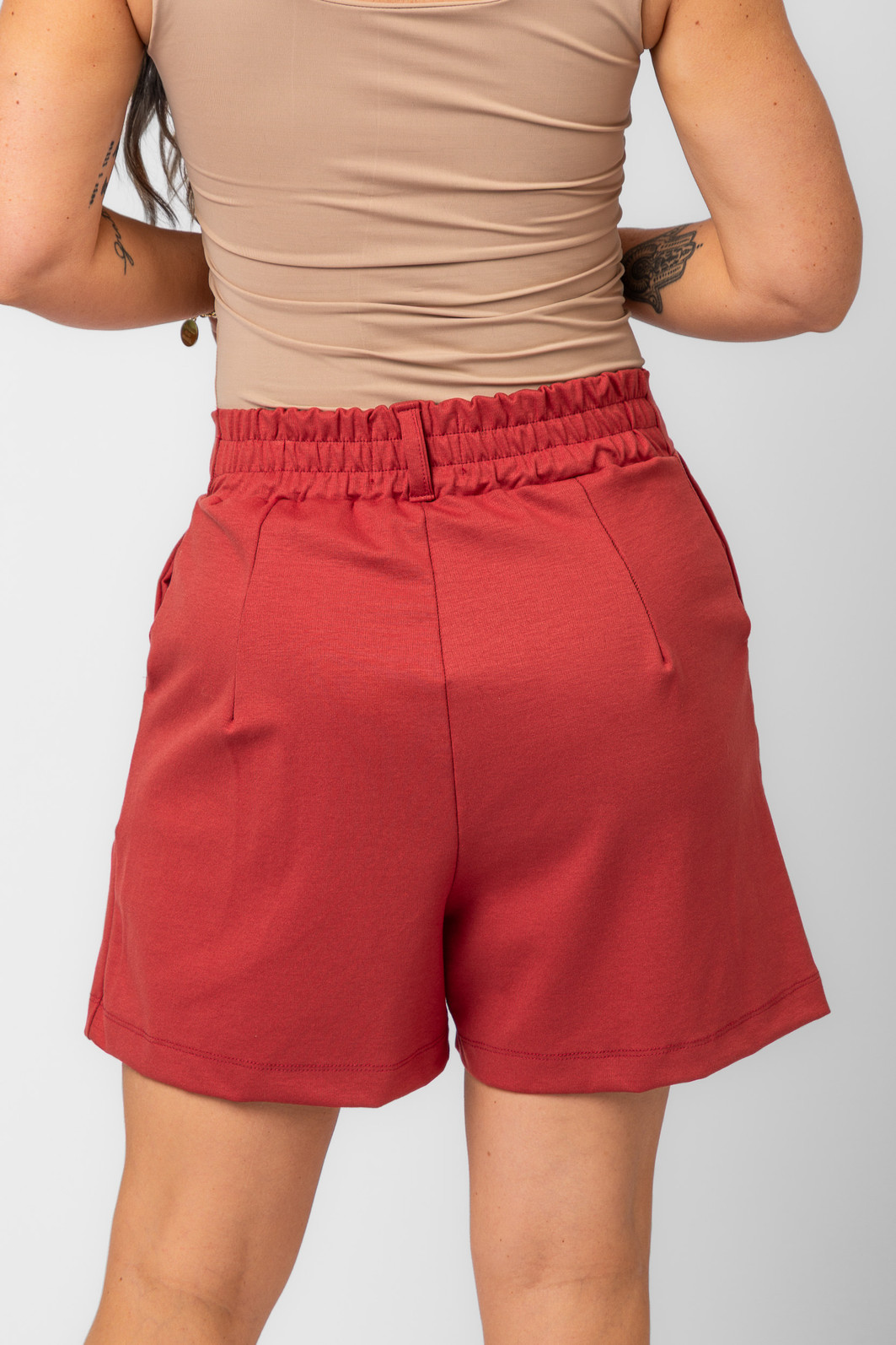 SHORTS PIETRA VERMELHO BESO