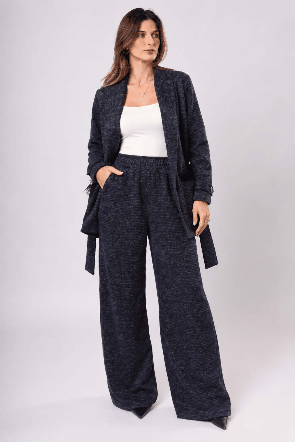 CONJUNTO KIMONO E CALÇA PANTALONA PANACHE PLUMAS - AZUL ESCÓCIA CONJUNTO KIMONO E CALÇA PANTALONA PANACHE PLUMAS - AZUL ESCÓCIA