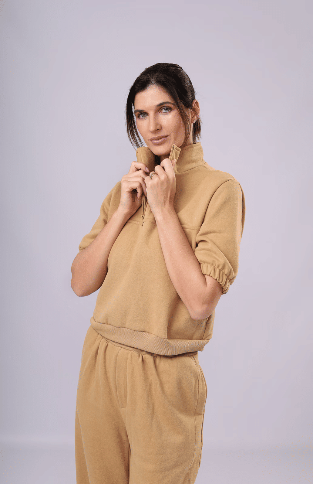 CONJUNTO MOLETOM CAMURÇA TOUCH DOCE DE LEITE, BLUSA E CALÇA- Calça & Manga curta CONJUNTO MOLETOM CAMURÇA TOUCH DOCE DE LEITE, BLUSA E CALÇA- Calça & Manga curta