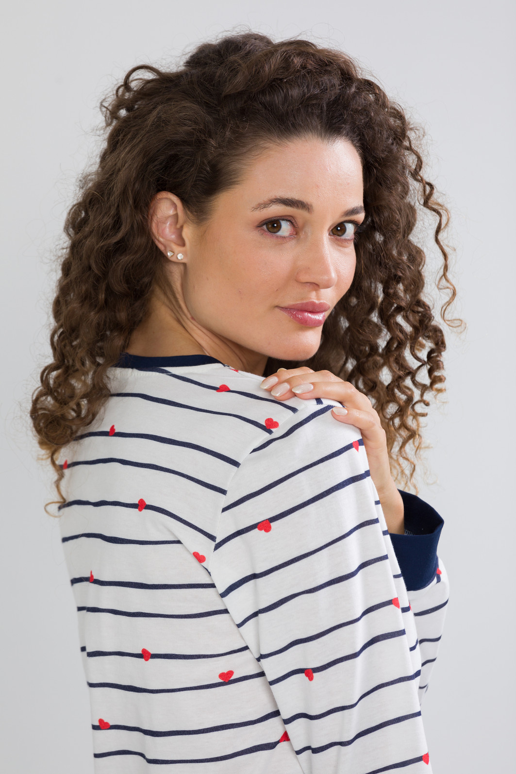 PIJAMA MANGA LONGA LISTRA E CORAÇÕES PIJAMA MANGA LONGA LISTRA E CORAÇÕES