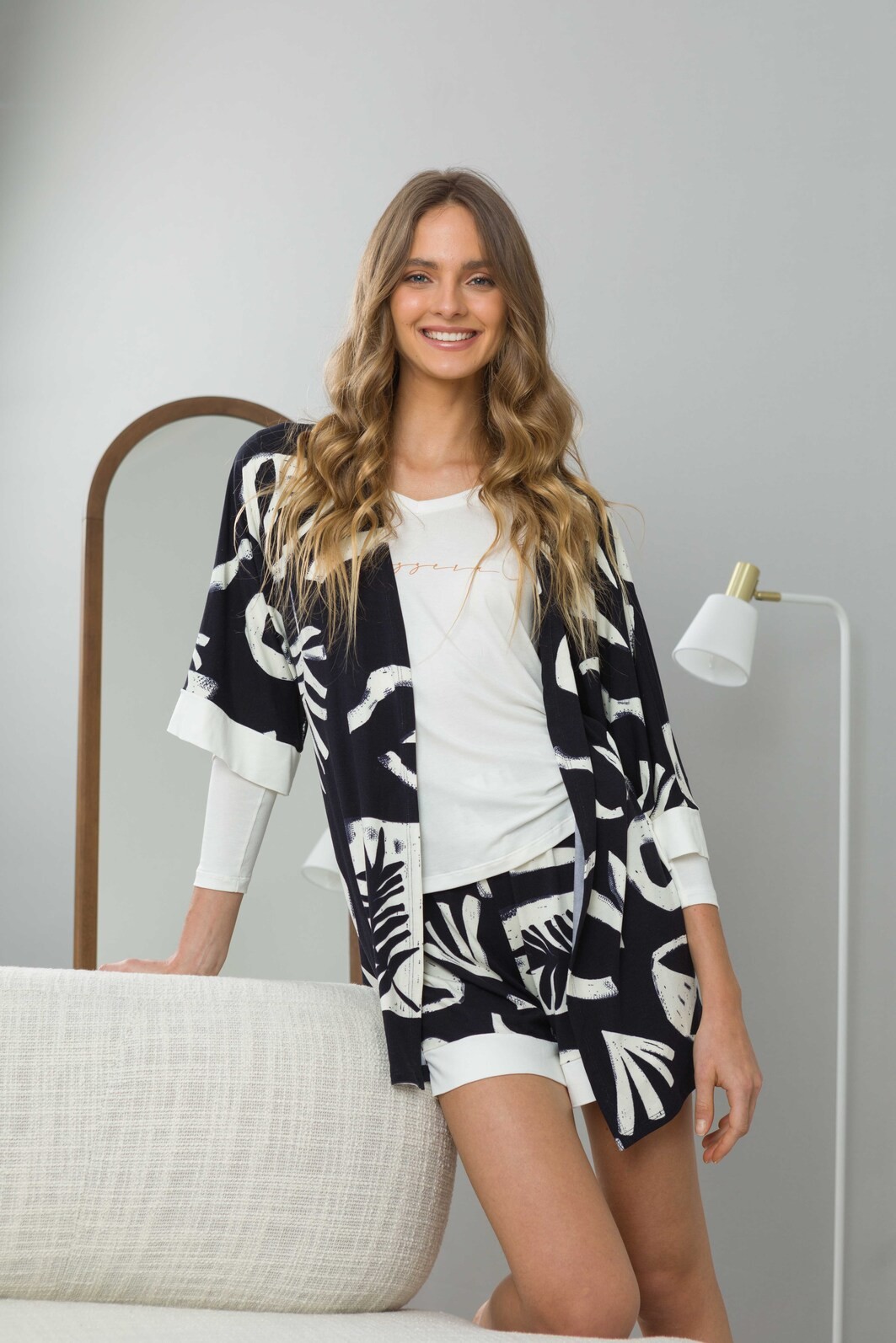 KIMONO ESTAMPADO FORMAS P B LEZZERA Homewear