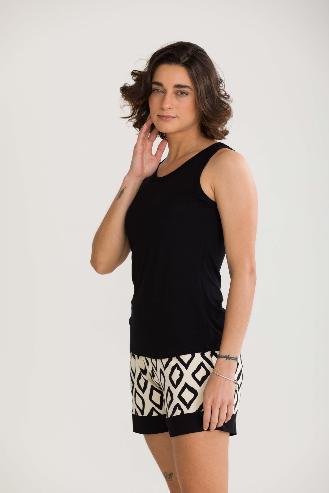 PIJAMA FEMININO REGATA COM SHORTS LOSANGOS