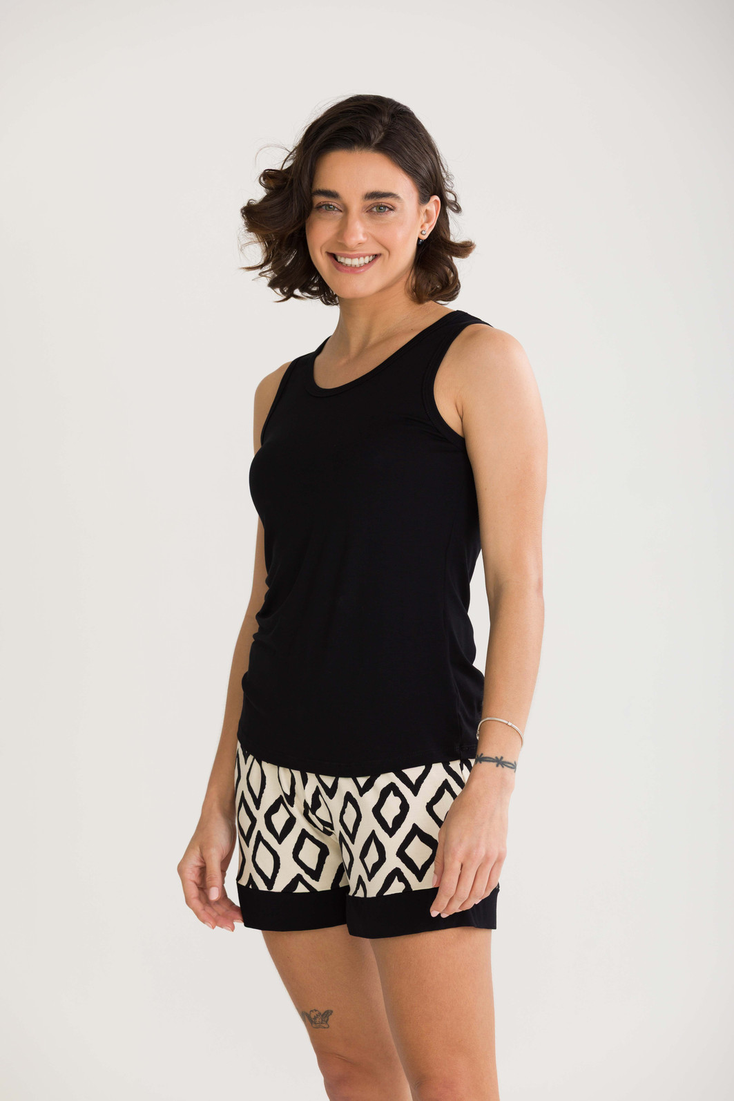 PIJAMA FEMININO REGATA COM SHORTS LOSANGOS