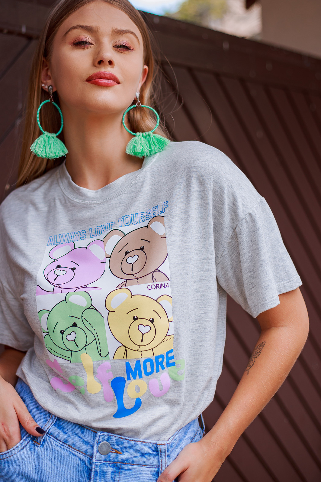 T-shirt oversized feminina on sale