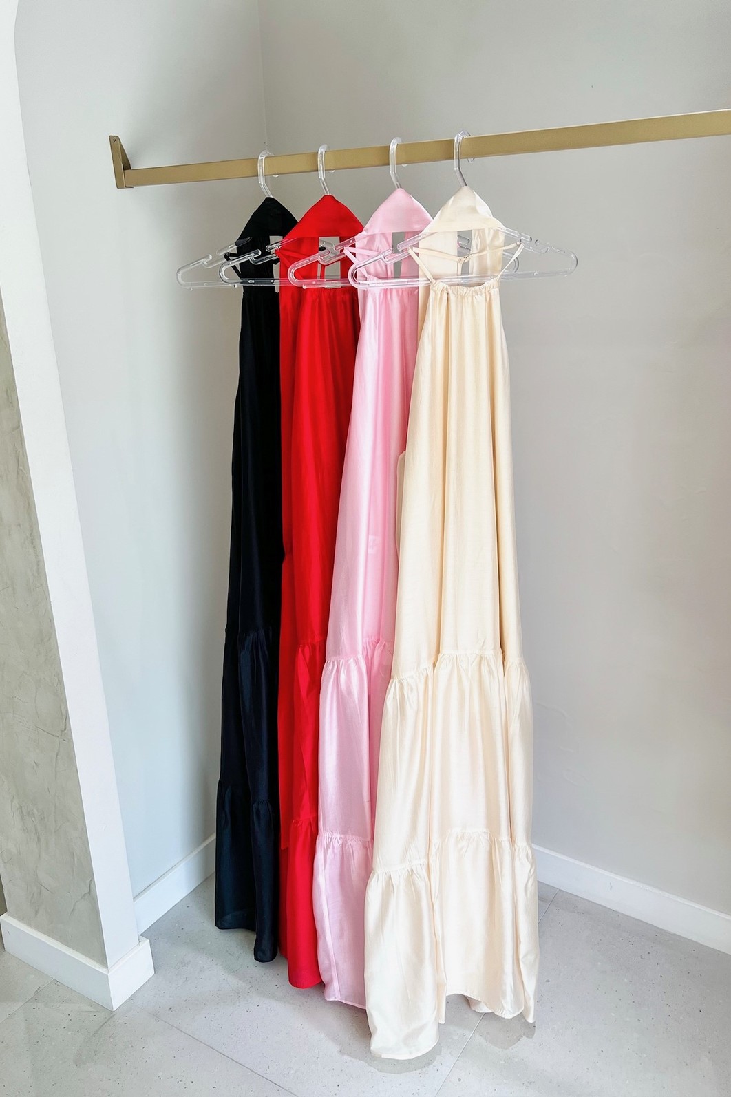 Vestido Longo Rosa Isis - MiniMoni Vestido Longo Rosa Isis - MiniMoni