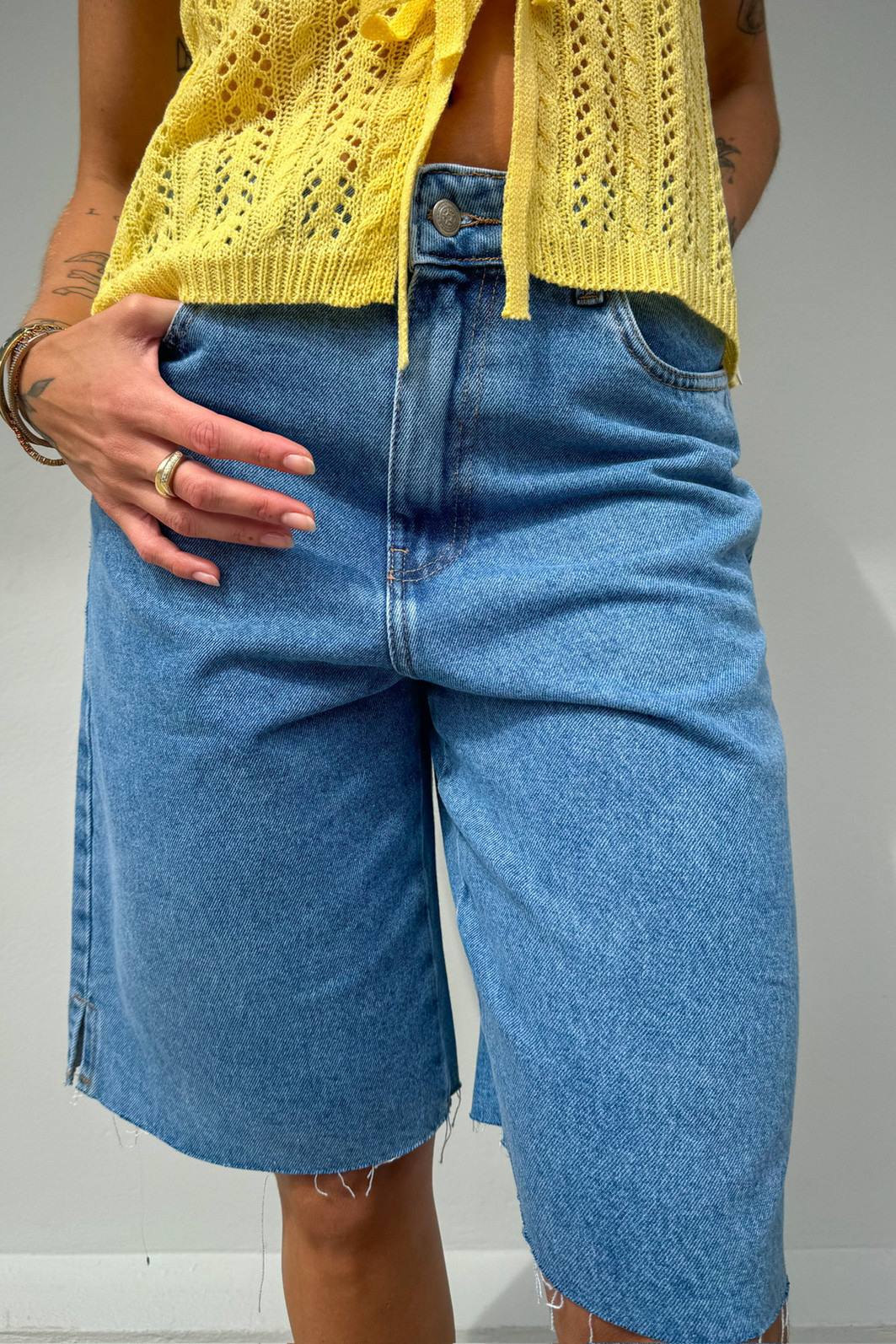 Bermuda Denim Escura Feminina Flora - Mini Moni