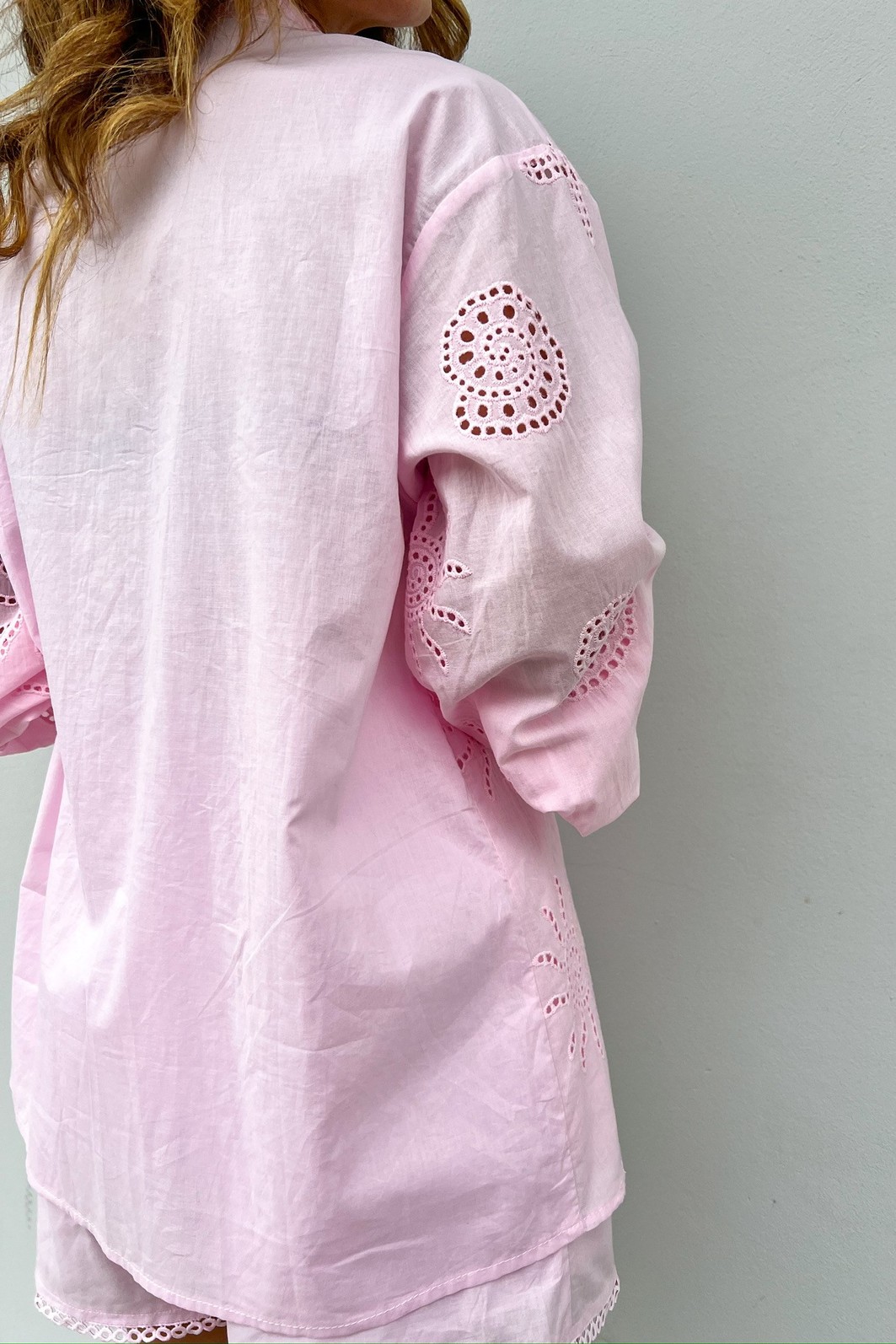 Conjunto Laise Genova Rosa Shorts Renda Barra Acabamento Delicado - Minimoni