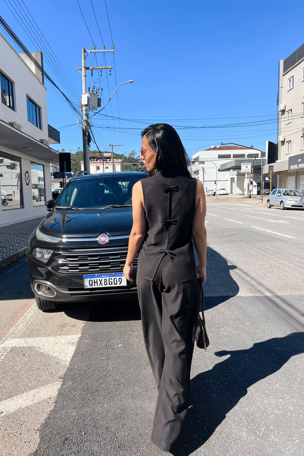 Blusa Preta Velentina - MiniMoni Blusa Preta Velentina - MiniMoni
