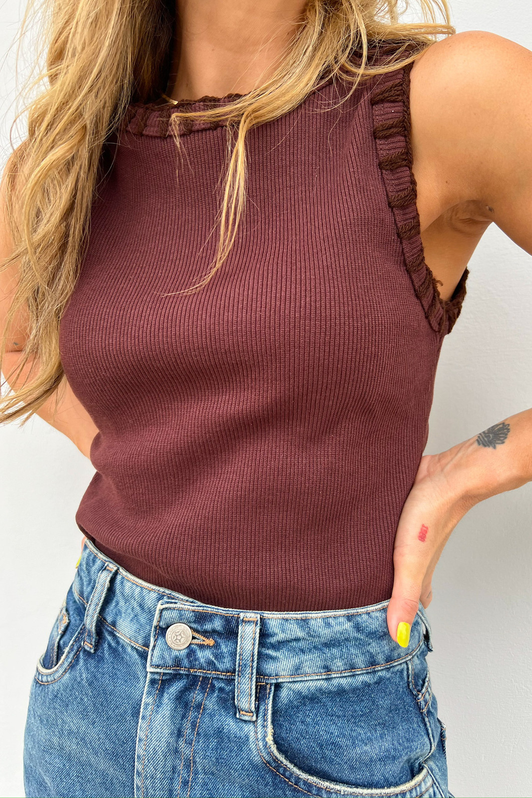 Regata Feminina Bordada Maitê - Mini Moni