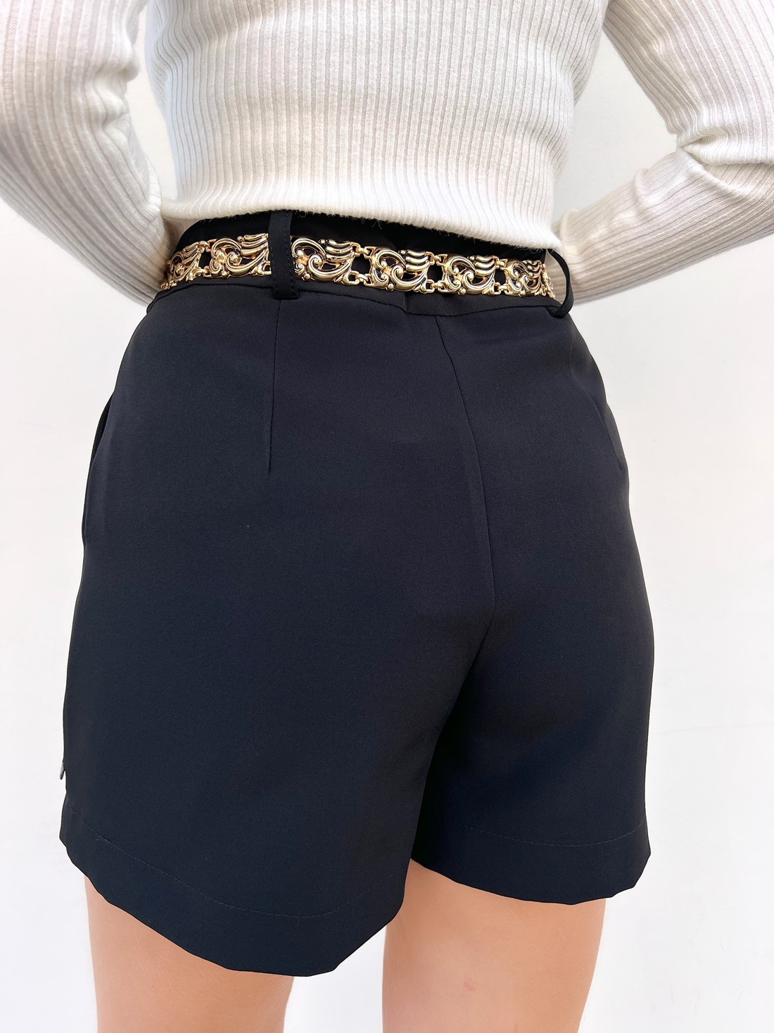 Shorts Saia Feminino Preto Cora - Mni Moni