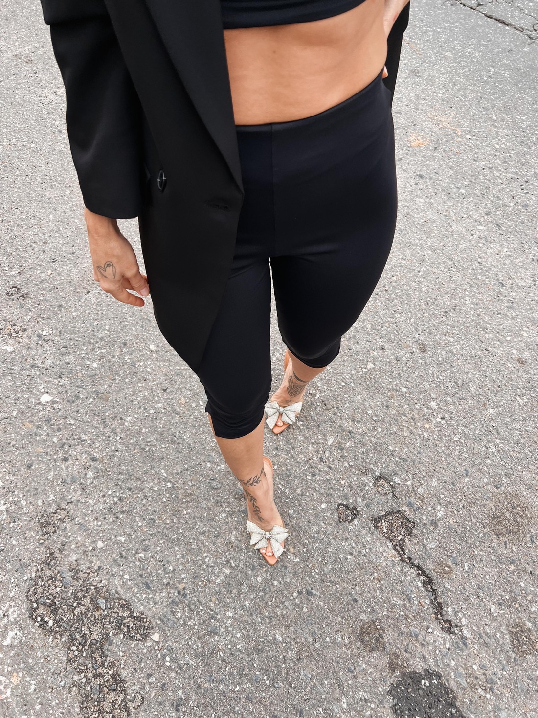 Calça Preta Capri - MiniMoni Calça Preta Capri - MiniMoni