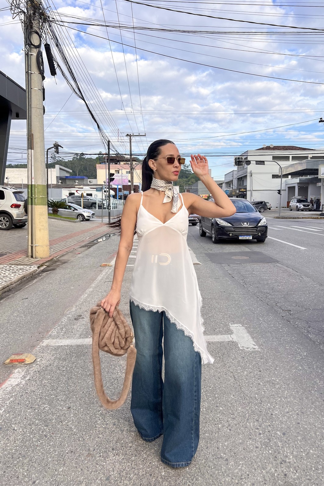 Blusa Branca Elis - MiniMoni Blusa Branca Elis - MiniMoni