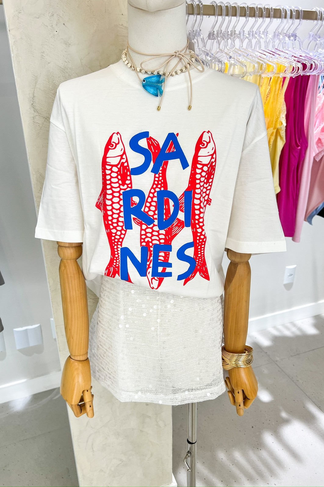 Saia paetê off-white feminina elegante brilhante — Saia Gaze Minimoni Saia gaze paetê off-white, frente completa com paetês brilhantes, zíper lateral invisível – Minimoni