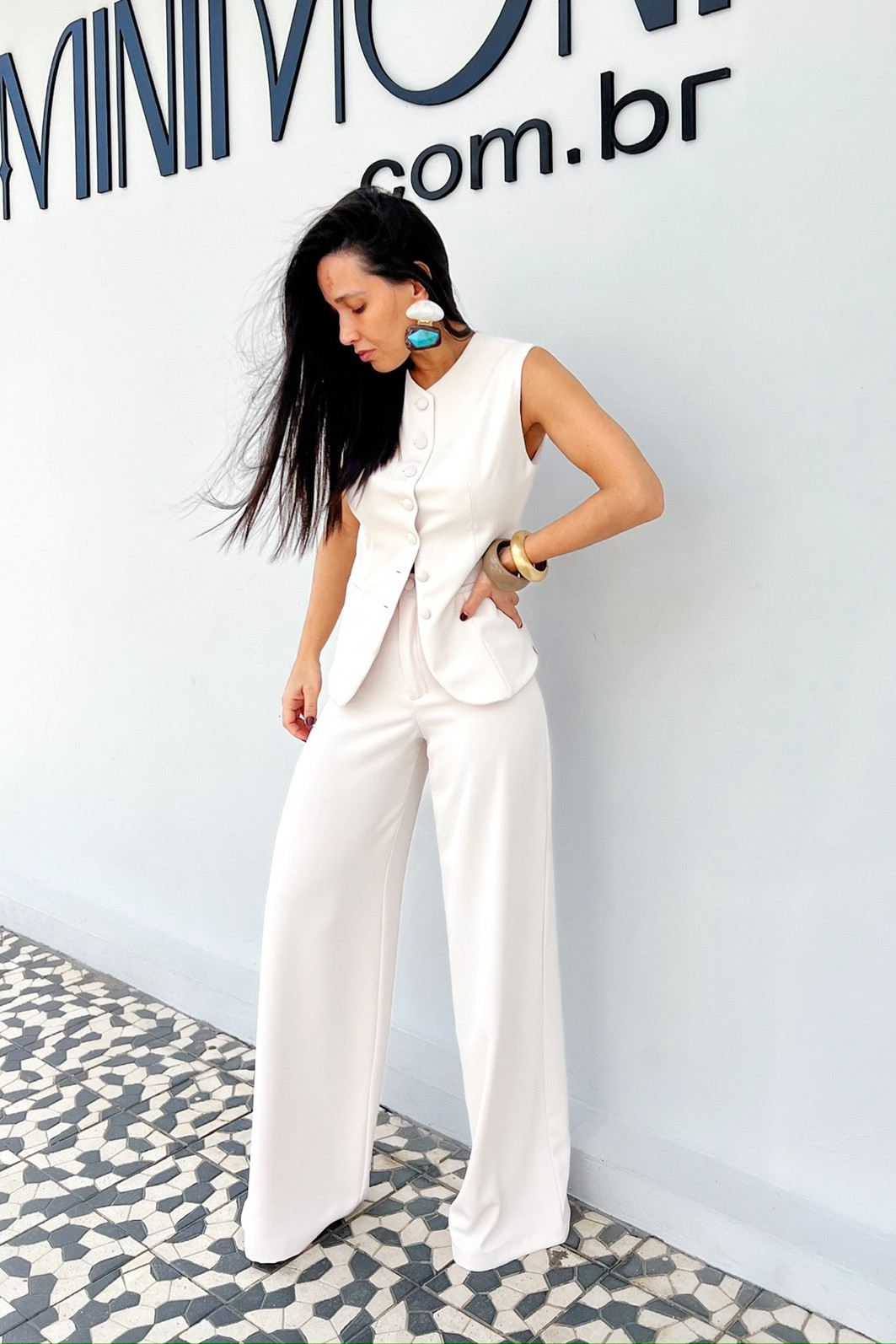 Colete de Alfaiataria Lorena Bege - Mini Moni Colete de Alfaiataria Lorena Bege - Mini Moni