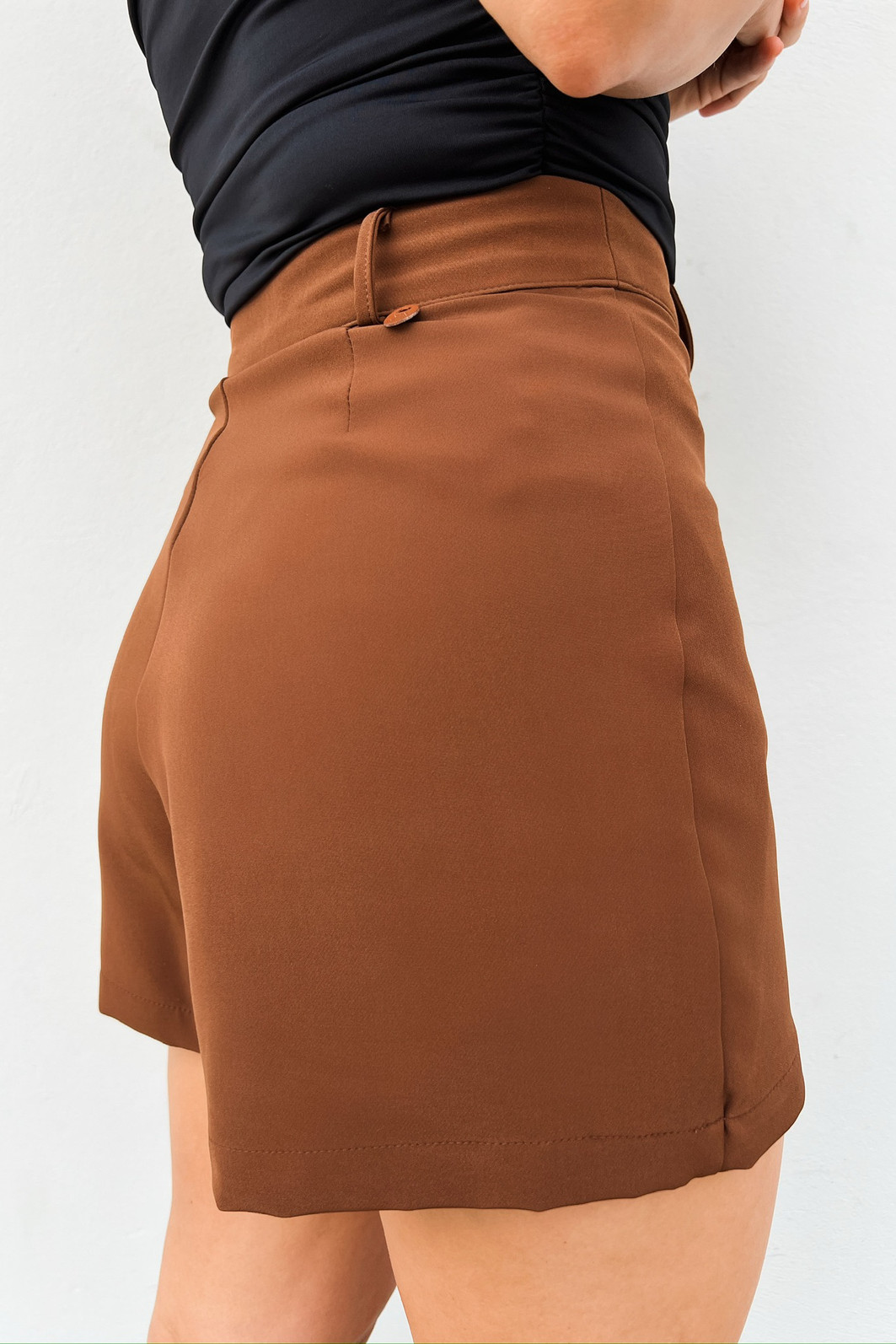 Shorts Saia de Alfaiataria Pamela – Mini Moni Shorts Saia de Alfaiataria Pamela – Mini Moni