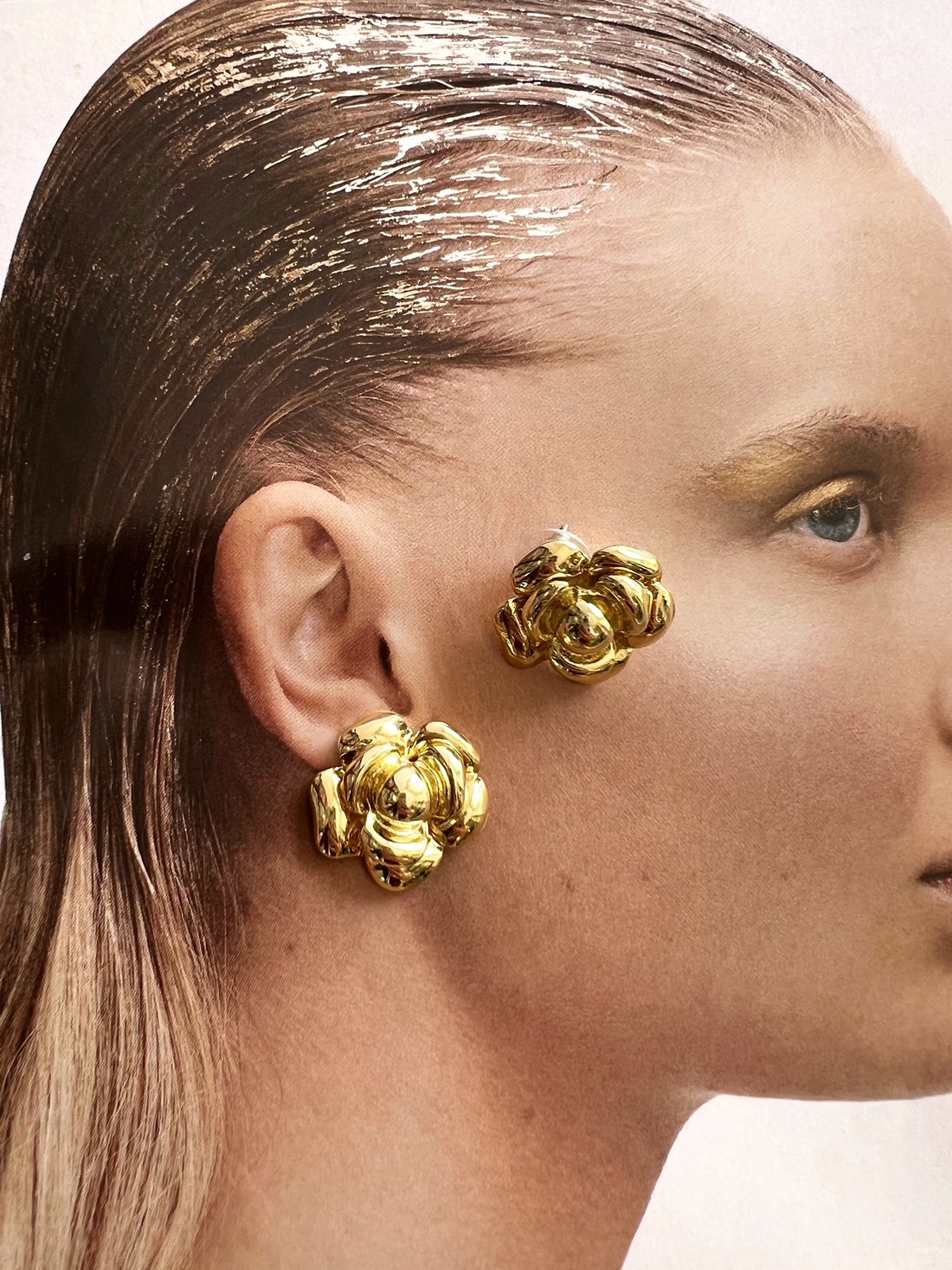 Brinco Flor CC Dourado