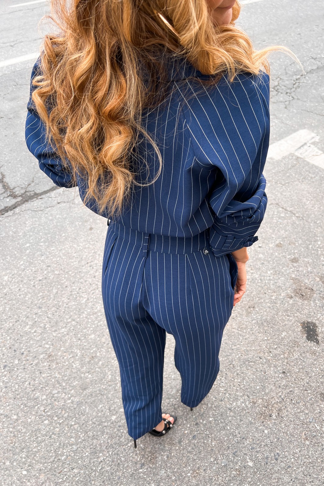 Calça Alfaiataria Risca de Giz Jacque - MiniMoni Calça Alfaiataria Risca de Giz Jacque - MiniMoni