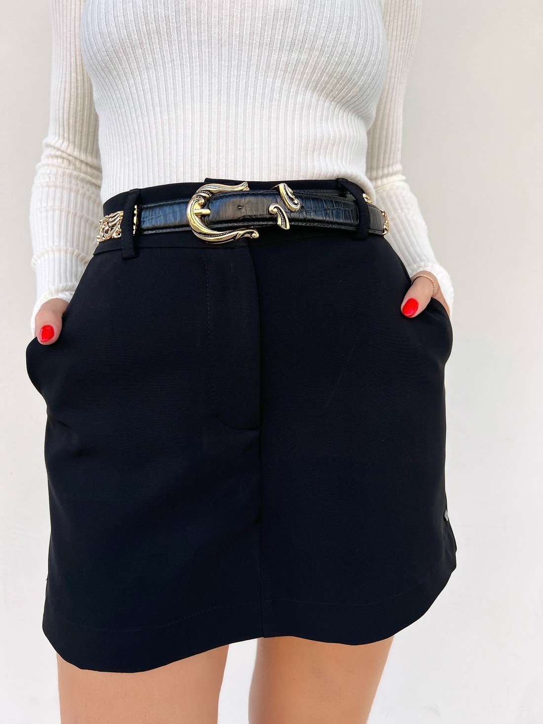 Shorts Saia Feminino Preto Cora - Mni Moni