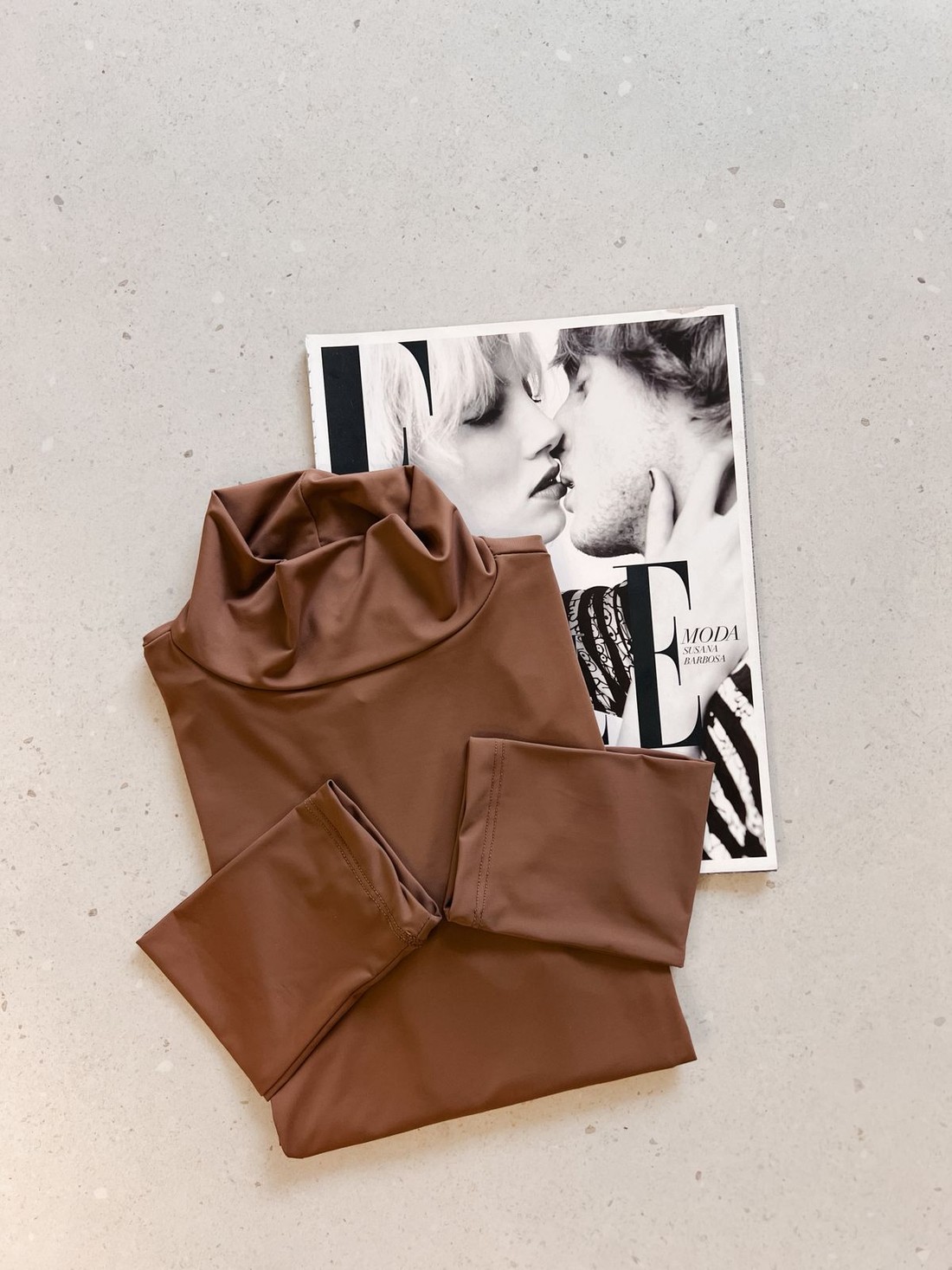 Blusa Manga Longa Chocoleite Maya - MiniMoni Blusa Manga Longa Chocoleite Maya - MiniMoni