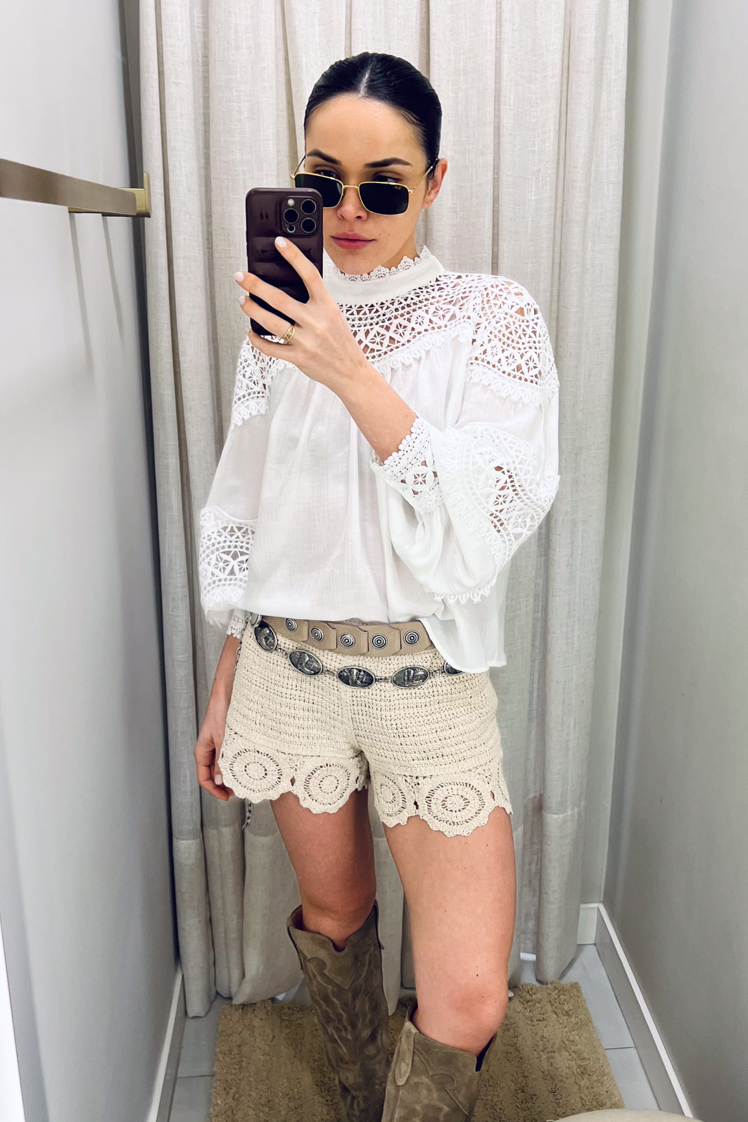 Shorts Feminino de Crochê Bege Buzios - Mini Moni