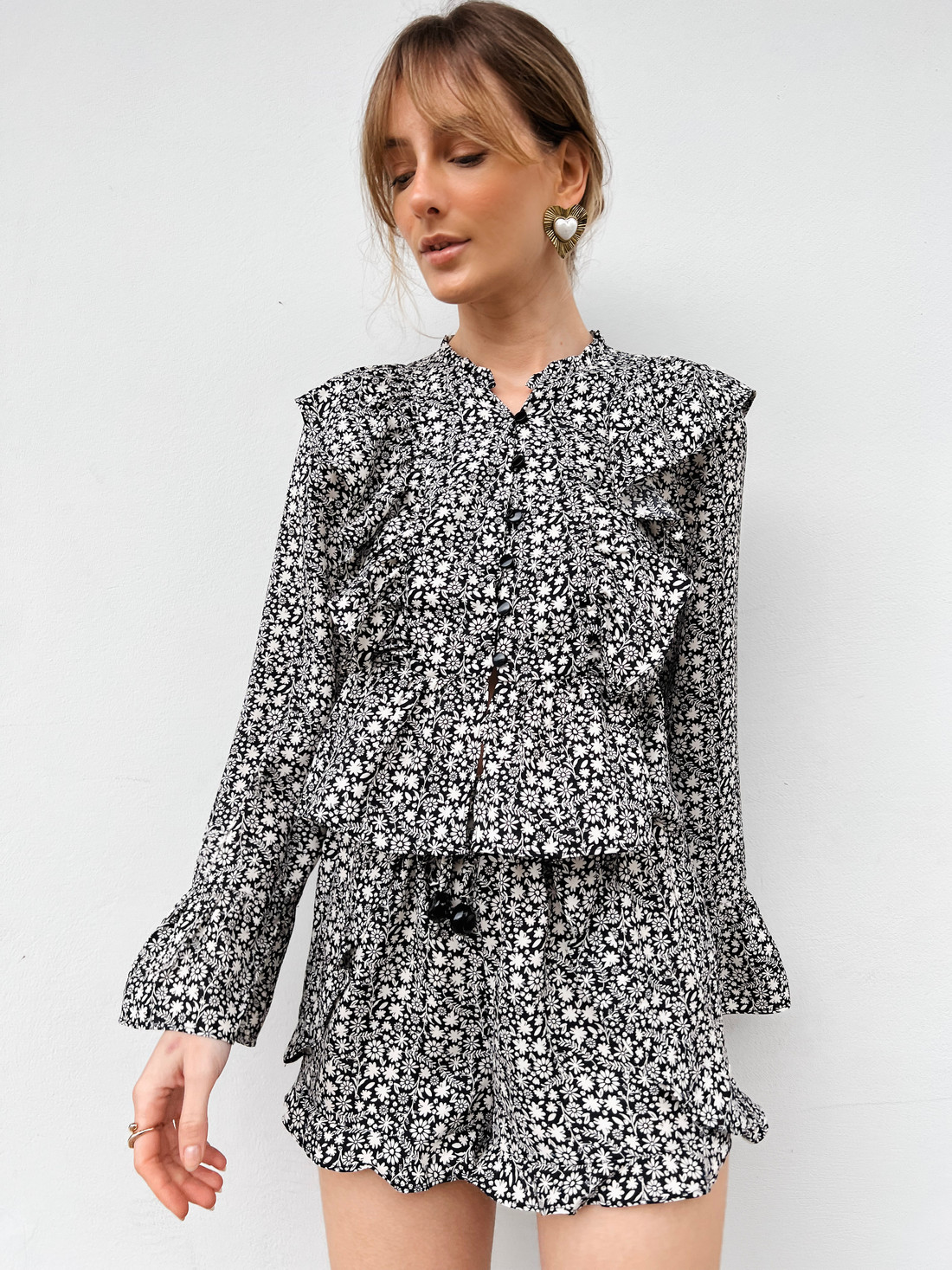 Shorts Estampado Feminino Curto Com Babados Jardins - Mini Moni