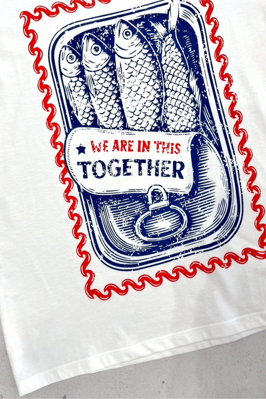 T-Shirt Sardinha Enlatada - MiniMoni T-Shirt Sardinha Enlatada - MiniMoni