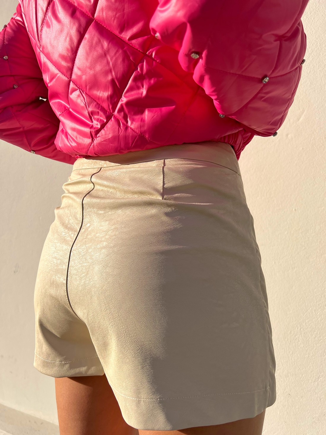 Shorts Saia Joanna Baunilha