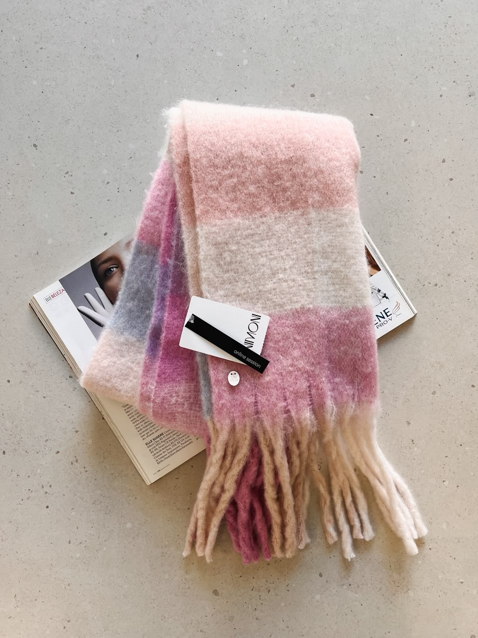 Cachecol Rosa Lã - MiniMoni Cachecol Rosa Lã - MiniMoni
