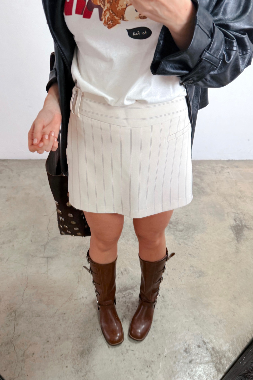 Shorts Saia de Alfaiataria Maja Areia - Mini Moni Shorts Saia de Alfaiataria Maja Areia - Mini Moni