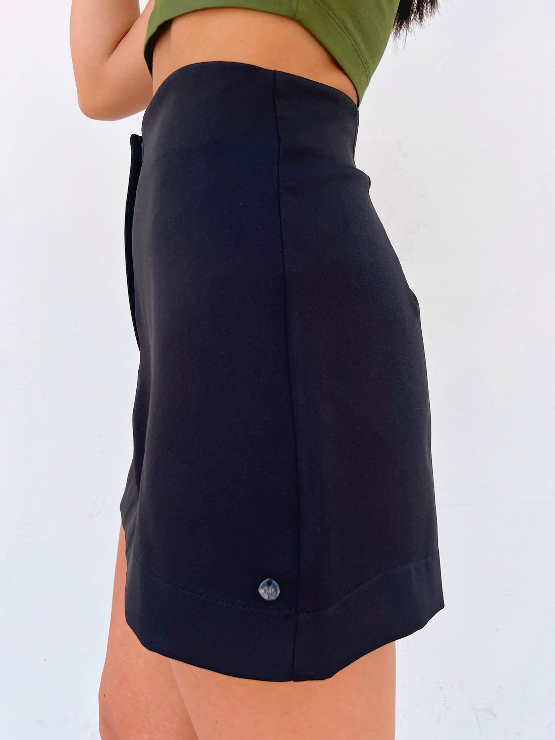 Shorts Saia Penélope Preto - Mini Moni