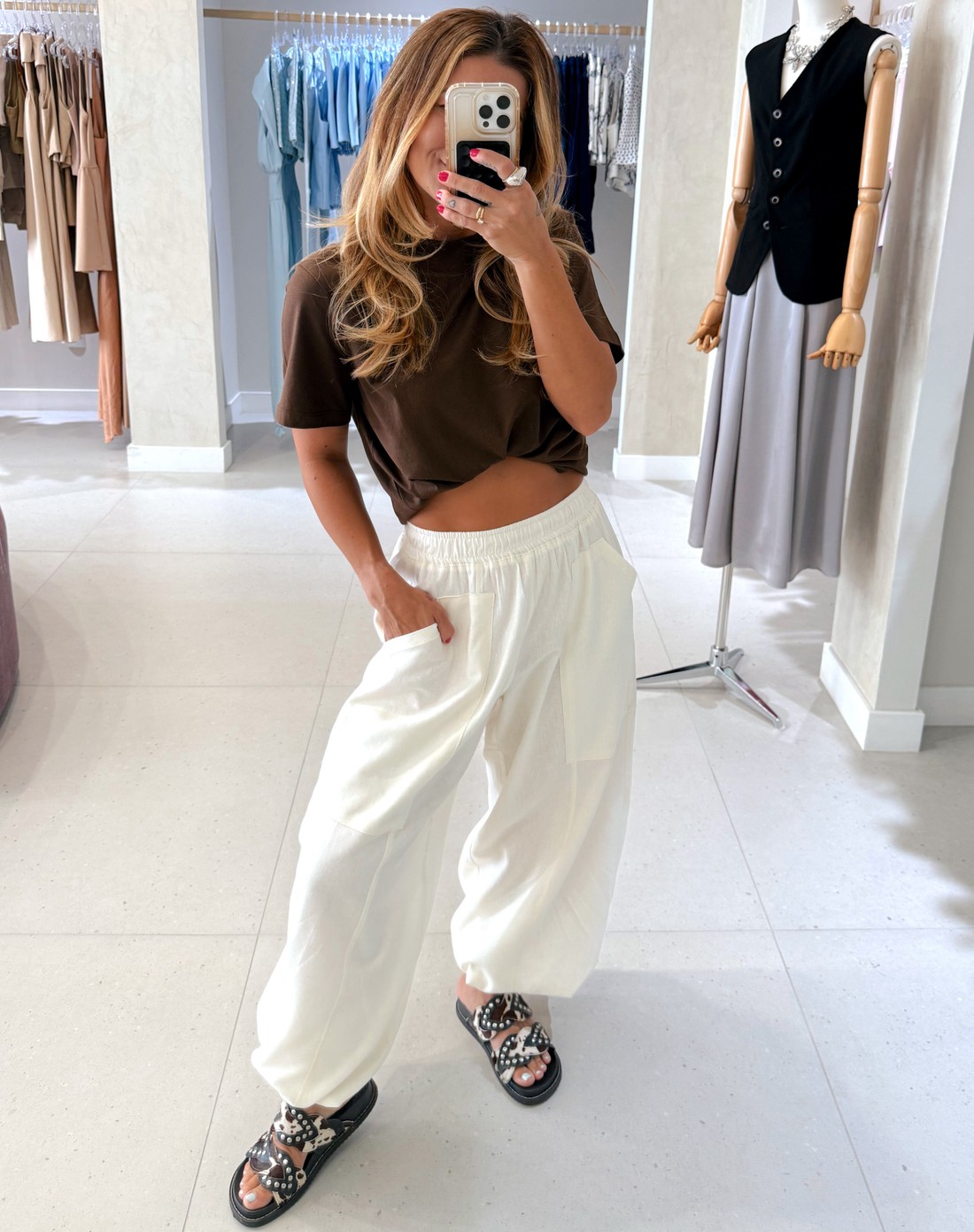 Calça Natural Aladim - MiniMoni Calça Natural Aladim - MiniMoni