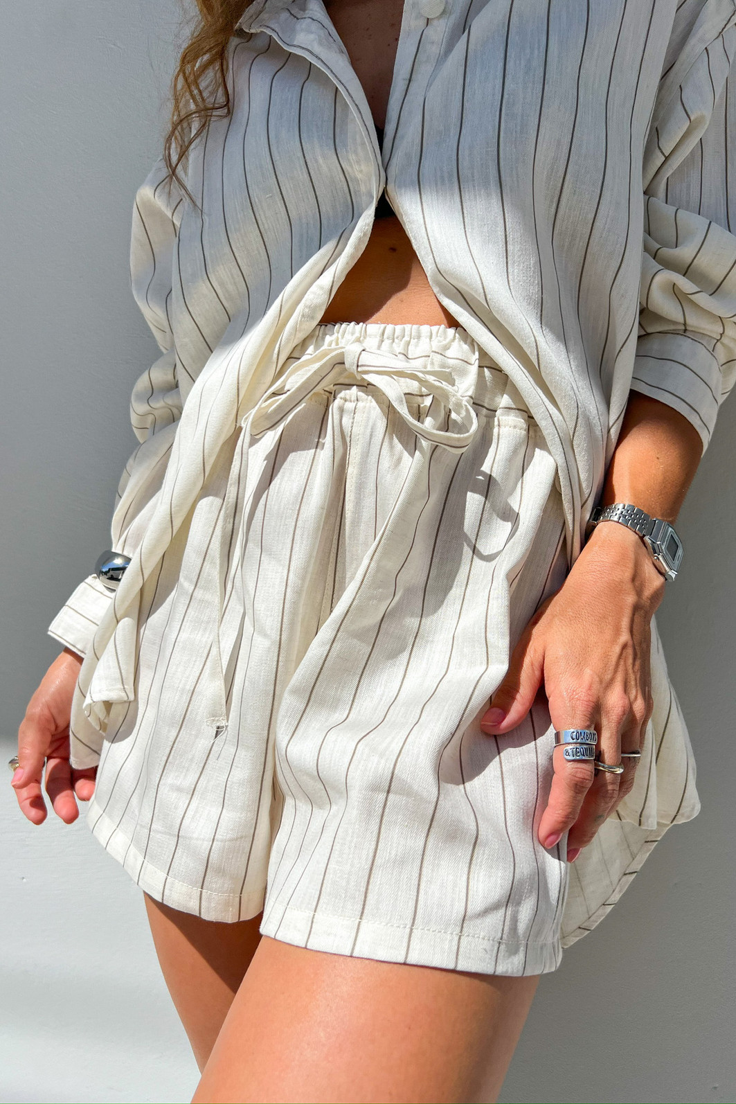 Shorts de Linho Listrado Clara - Mini Moni Shorts de Linho Listrado Clara - Mini Moni