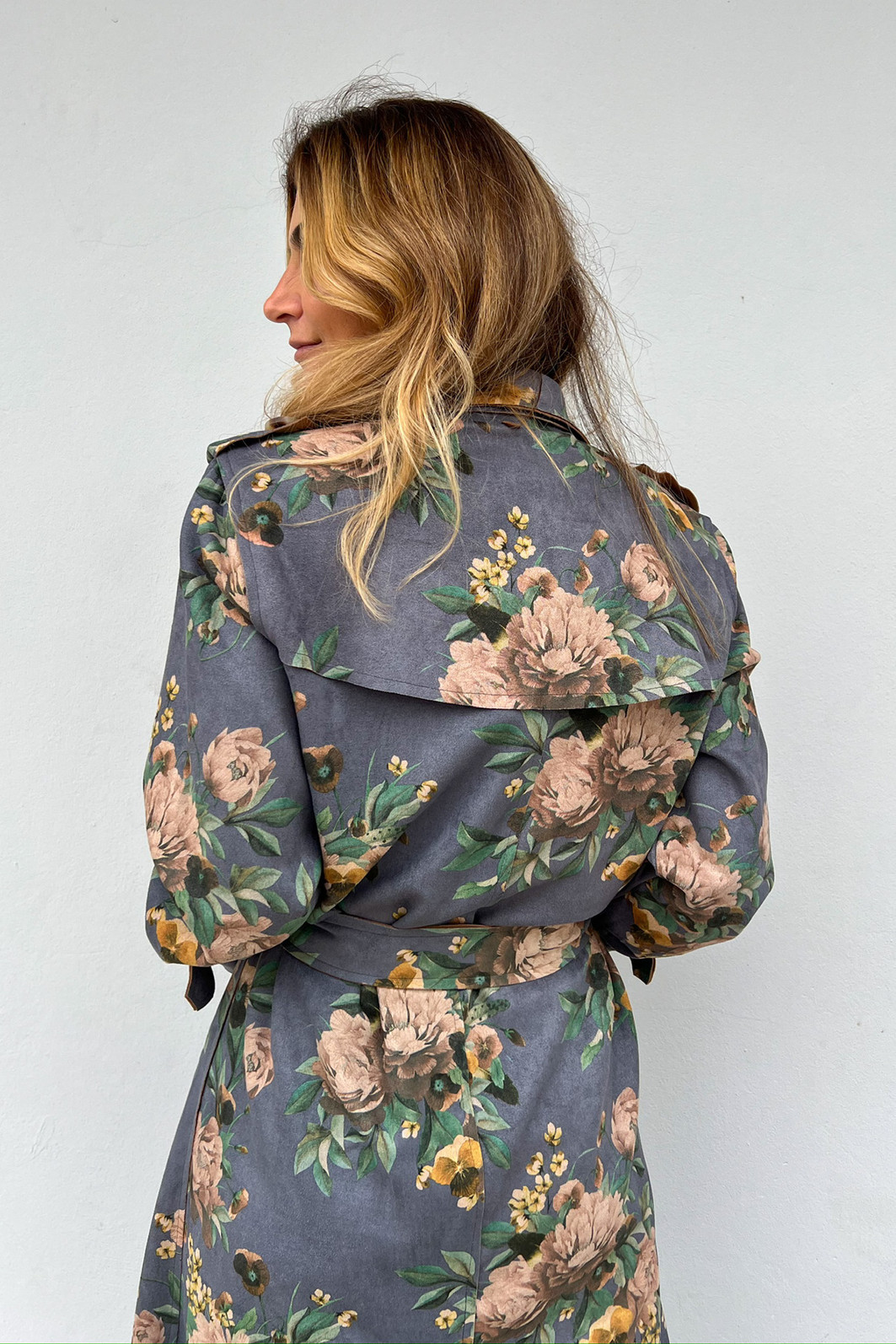 Sobretudo de Suede Floral Azul - Mini Moni