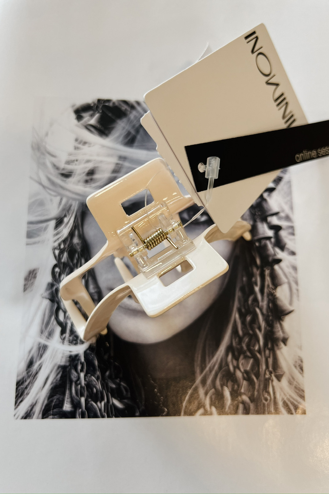 Prendedor de Pérola - Mini Moni Prendedor de Pérola - Mini Moni