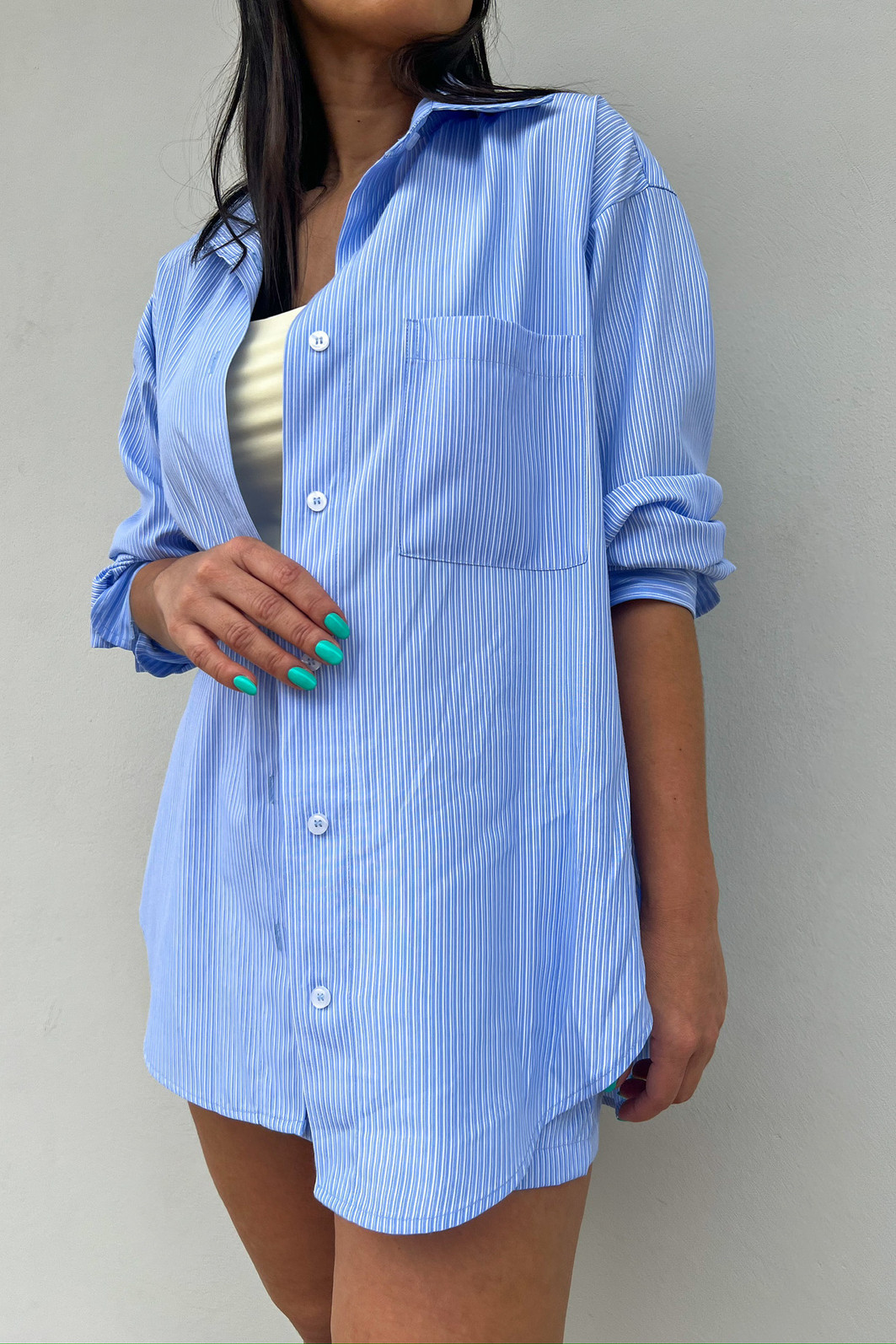 Maxi Camisa de Alfaiataria Listrado Santorini - Mini Moni Maxi Camisa de Alfaiataria Listrado Santorini - Mini Moni