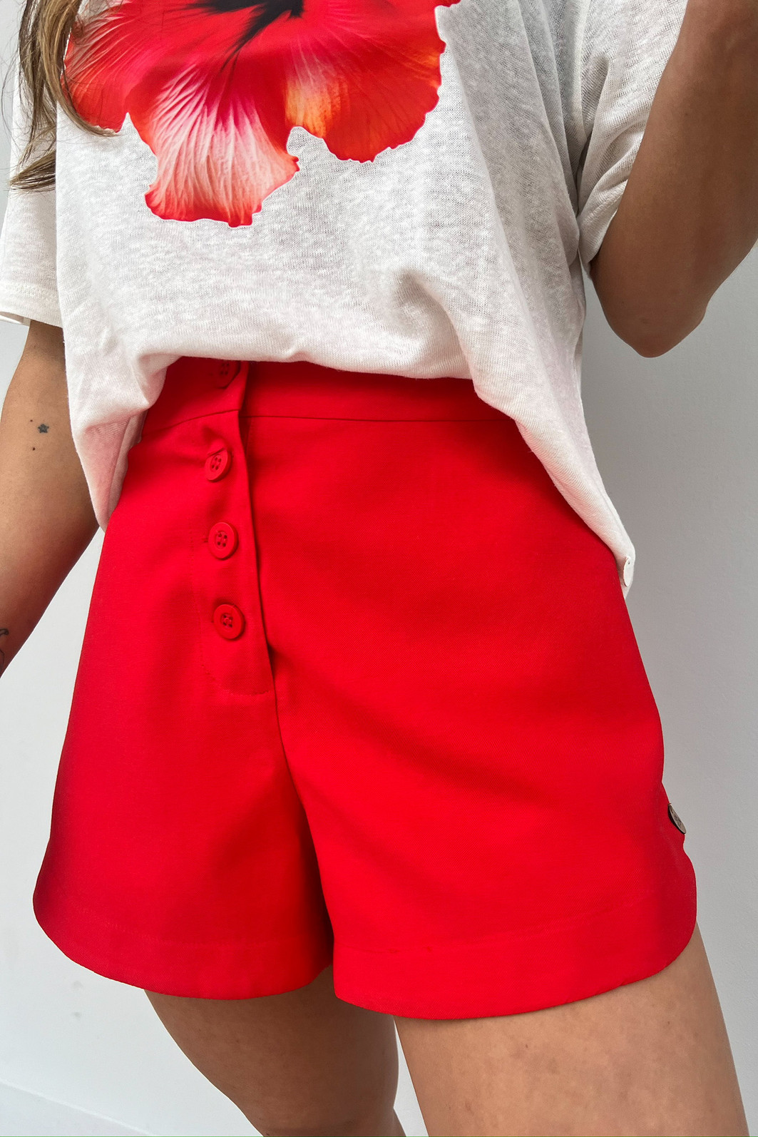 Shorts de Alfaiataria Dominique - Mini Moni Shorts de Alfaiataria Dominique - Mini Moni