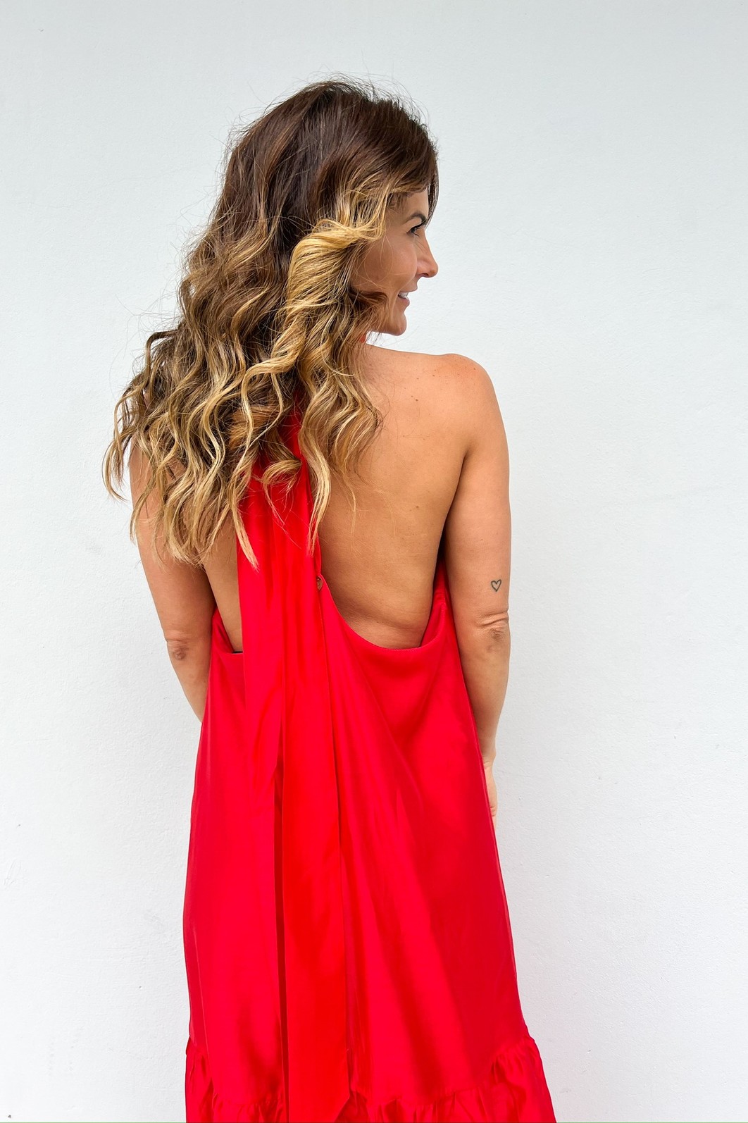 Vestido Longo Vermelho Isis - MiniMoni Vestido Longo Vermelho Isis - MiniMoni