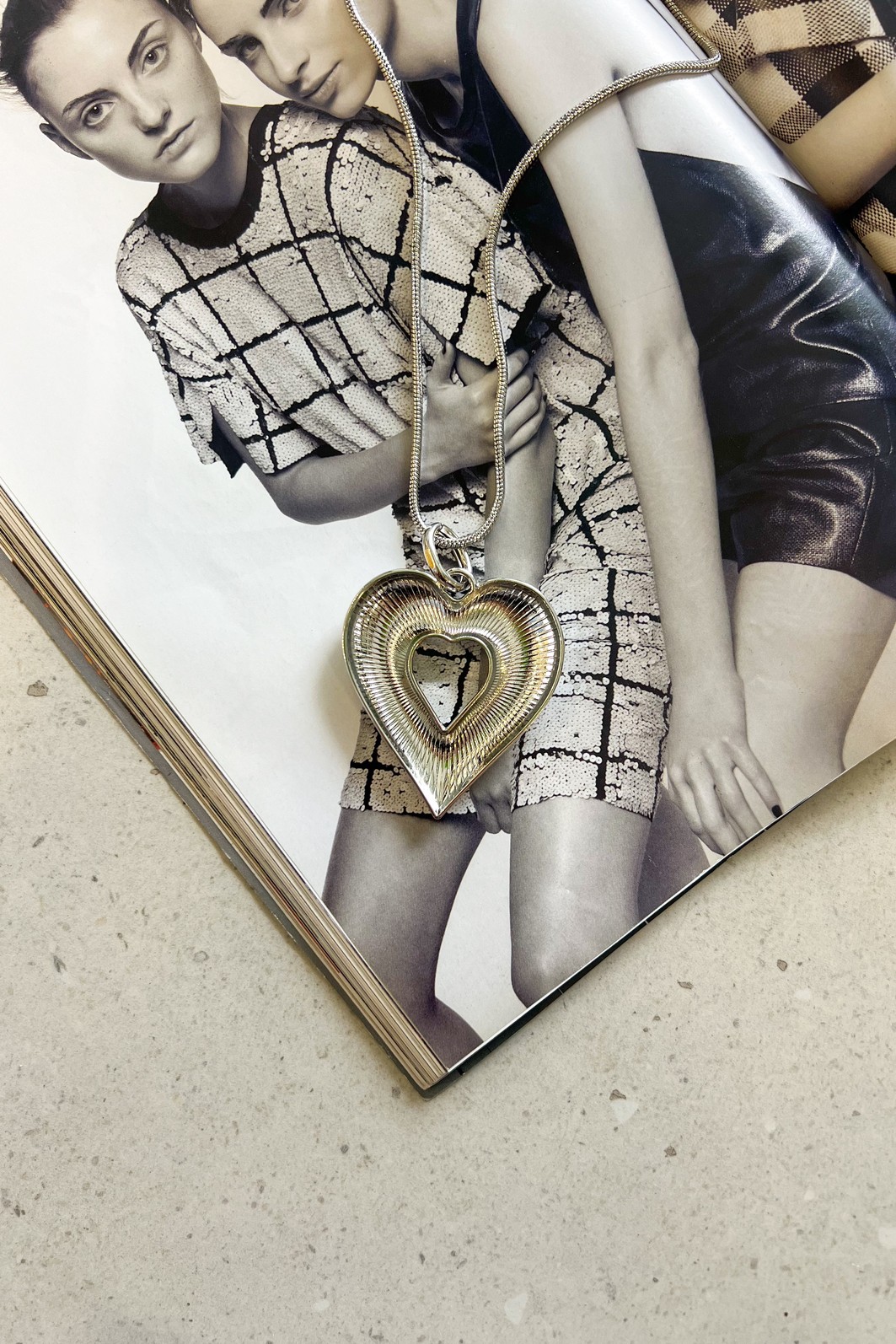 Colar Longo Coração - MiniMoni