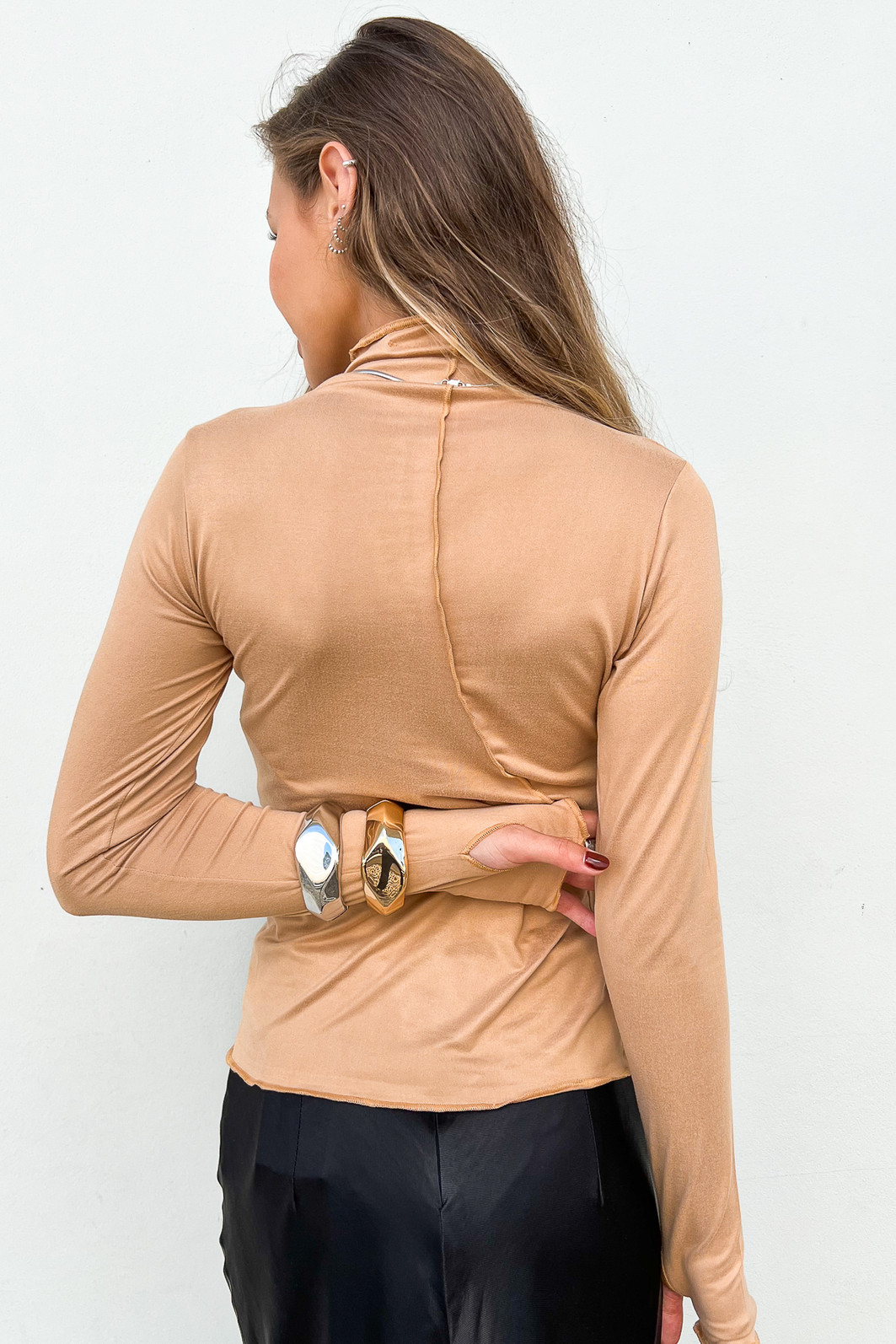 Blusa Manga Longa com Recorte Luara - Mini Moni Blusa Manga Longa com Recorte Luara - Mini Moni