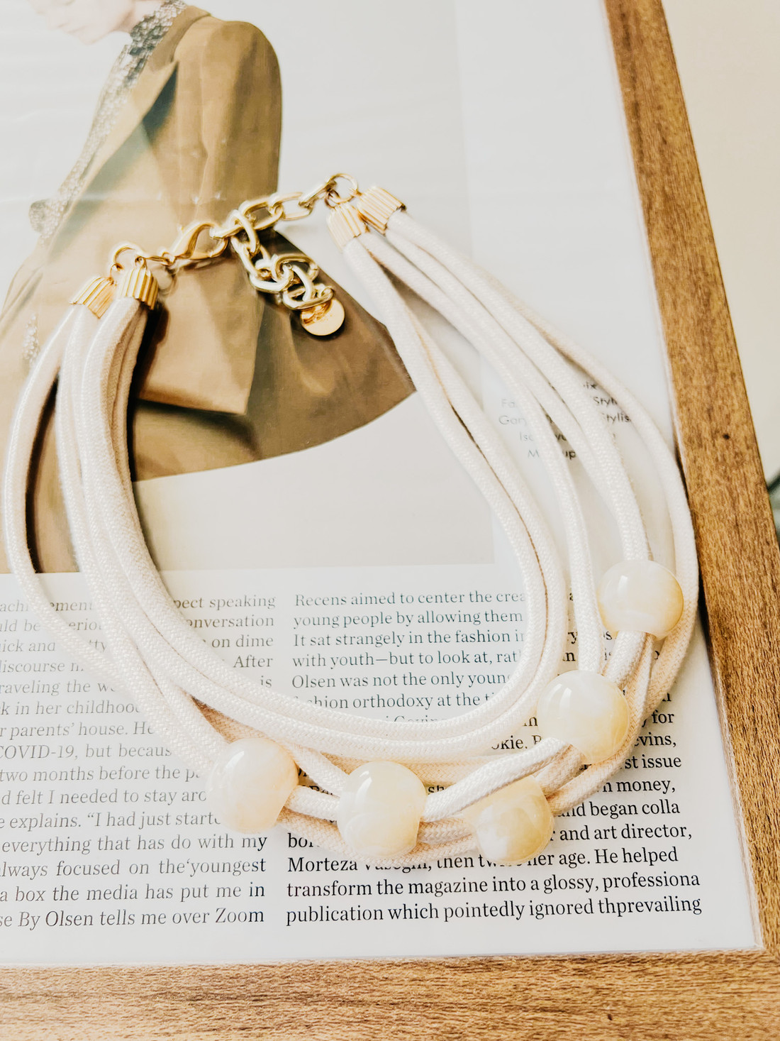 Colar Corda Feminino Off White Sisi - Mini Moni