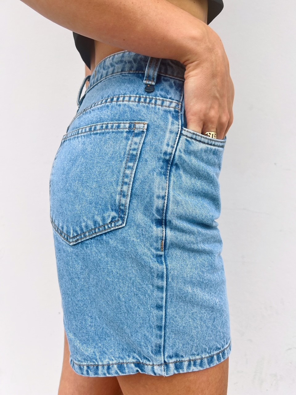 Bermuda Jeans Feminina Raquel - Mini Moni Bermuda Jeans Feminina Raquel - Mini Moni